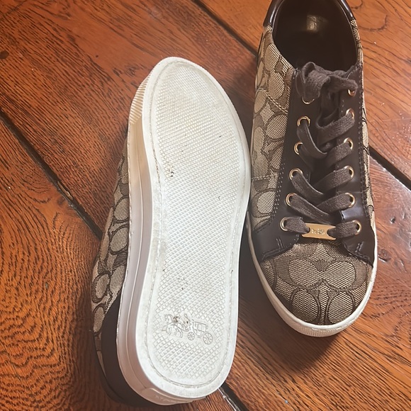 Coach Brown size 8 - Picture 3 of 5